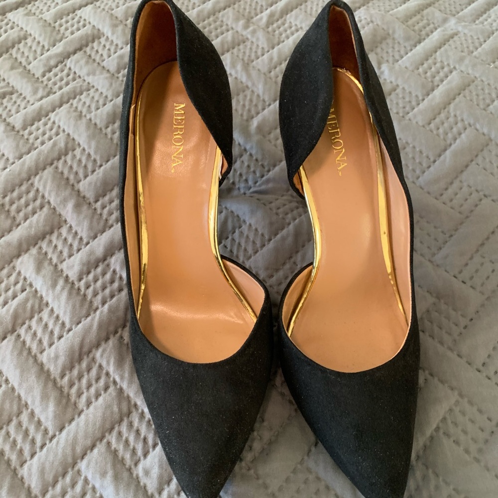 Black heels